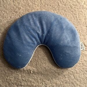 Bucky Utopia Mini U-Shaped Neck Pillow NWOT